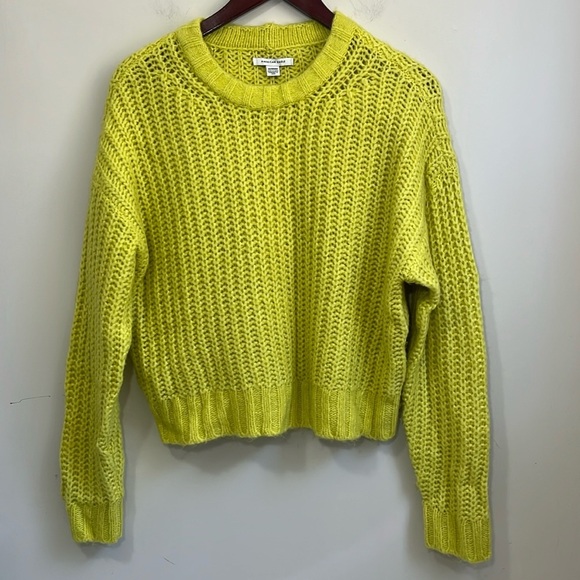 American Eagle Outfitters Sweaters - American Eagle Women’s Cropped Chunky Knit Sweater Size XS